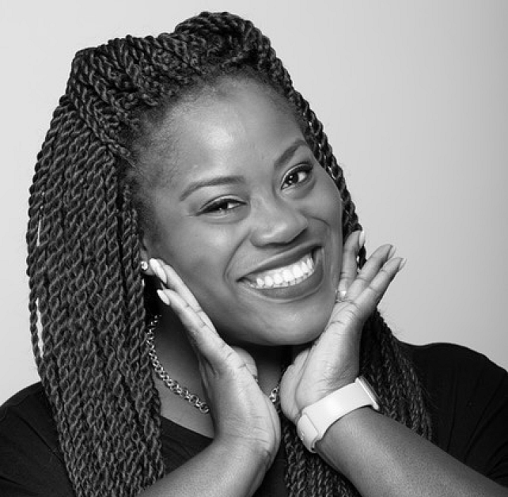 Color the world headshot